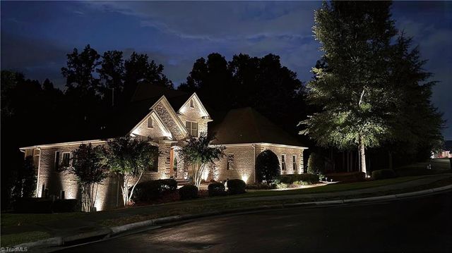 2849 Saint Giles Court, High Point, NC 27262