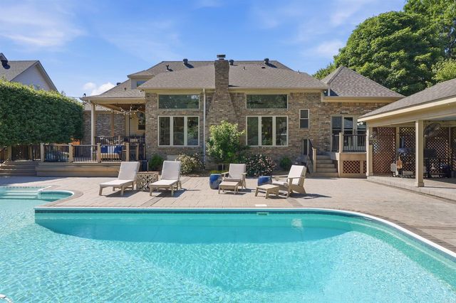 47 Kings River Road, North Little Rock, AR 72116