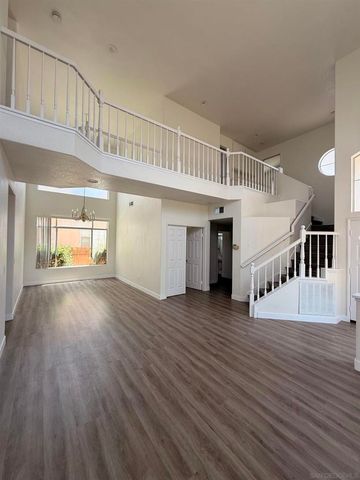 11347 Paul Barwick Ct, San Diego, CA 92126
