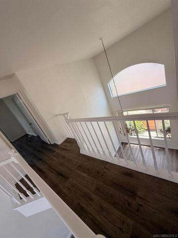 11347 Paul Barwick Ct, San Diego, CA 92126