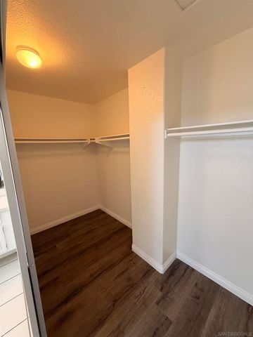 11347 Paul Barwick Ct, San Diego, CA 92126