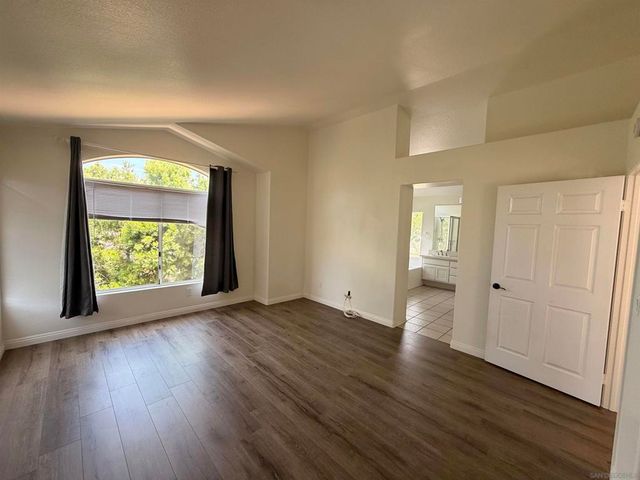 11347 Paul Barwick Ct, San Diego, CA 92126