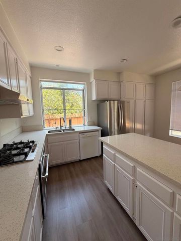 11347 Paul Barwick Ct, San Diego, CA 92126
