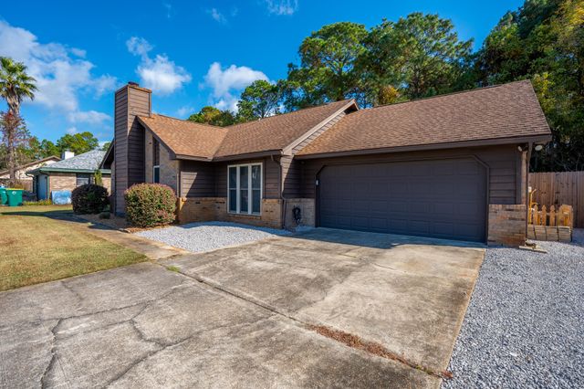 1084 Blvd De La Parisienne, Mary Esther, FL 32569