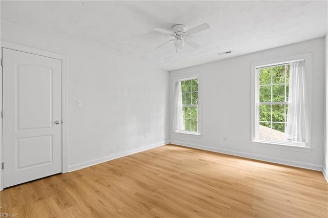 1456 Shoveller AVE, Virginia Beach, VA 23454
