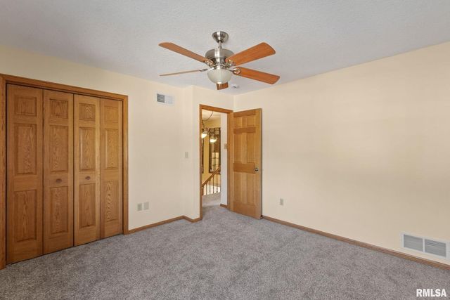 306 13TH Avenue, De Witt, IA 52742