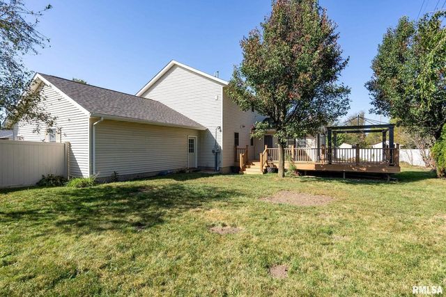 306 13TH Avenue, De Witt, IA 52742