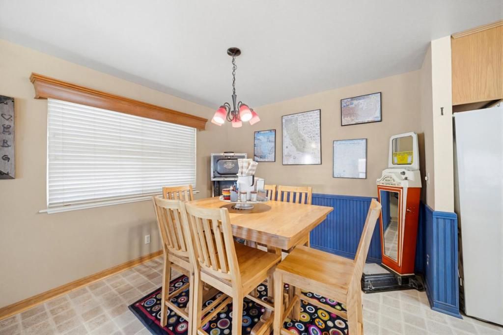 Image 11 of property listing at 805 Iverson Street, Salinas, CA 93901