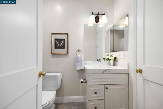 208 Valley View Pl, El Sobrante, CA 94803