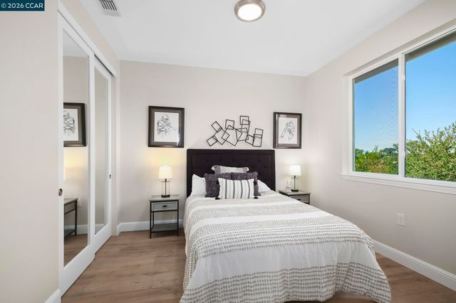 208 Valley View Pl, El Sobrante, CA 94803