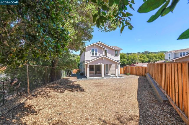 208 Valley View Pl, El Sobrante, CA 94803