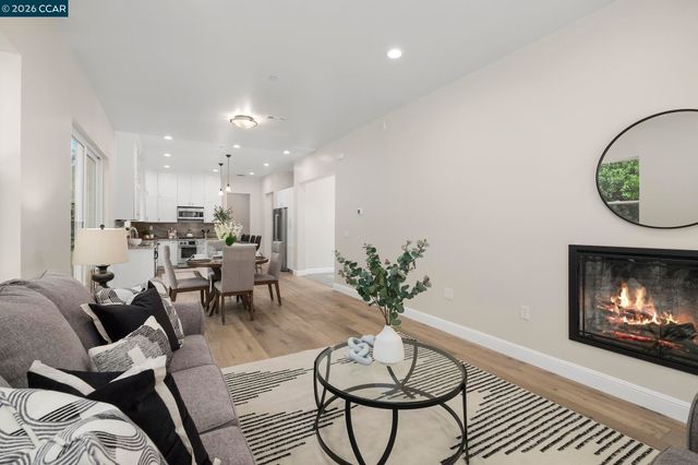 208 Valley View Pl, El Sobrante, CA 94803