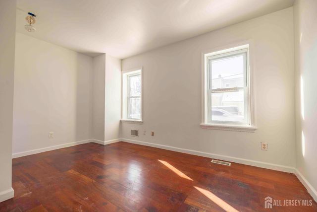 21 George Street, South River, NJ 08882