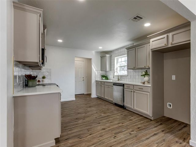 6724 Cherry Place, Oklahoma City, OK 73127