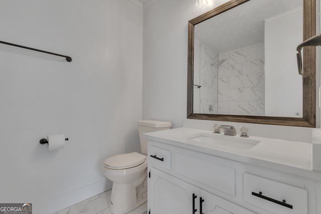 415 Williamsburg Way, Fayetteville, GA 30214