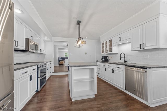 2941 Copley Road, Copley, OH 44321