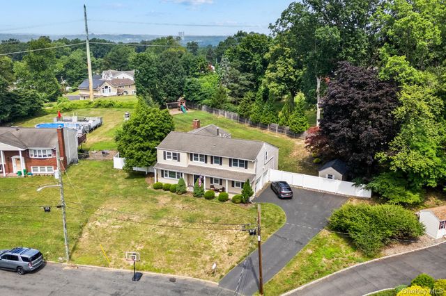 38 Hale Place, Tappan, NY 10983