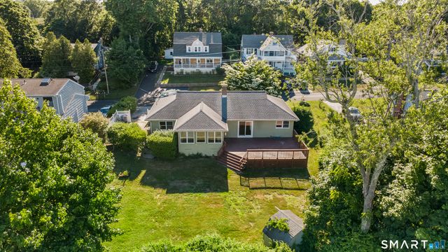 48 Prospect Avenue, East Lyme, CT 06357