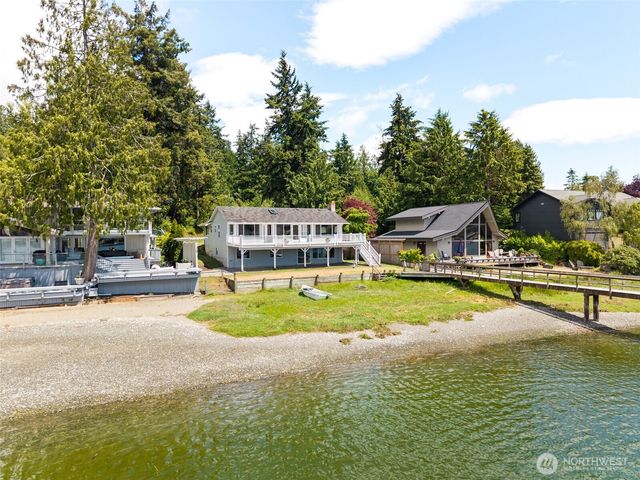 20591 Chief Sealth Drive NE, Indianola, WA 98342