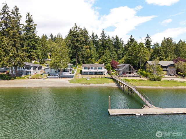 20591 Chief Sealth Drive NE, Indianola, WA 98342