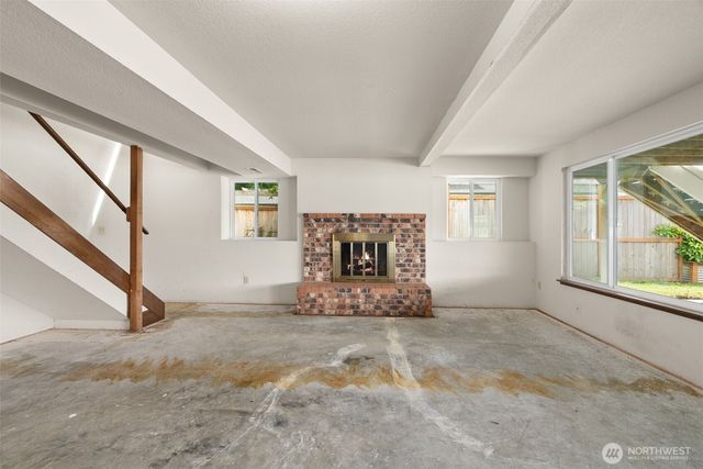20591 Chief Sealth Drive NE, Indianola, WA 98342