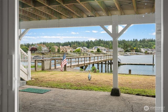 20591 Chief Sealth Drive NE, Indianola, WA 98342