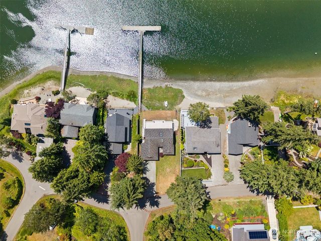 20591 Chief Sealth Drive NE, Indianola, WA 98342