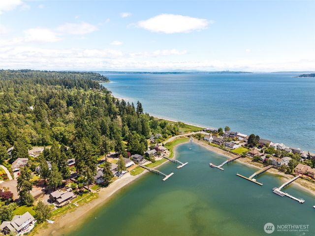 20591 Chief Sealth Drive NE, Indianola, WA 98342