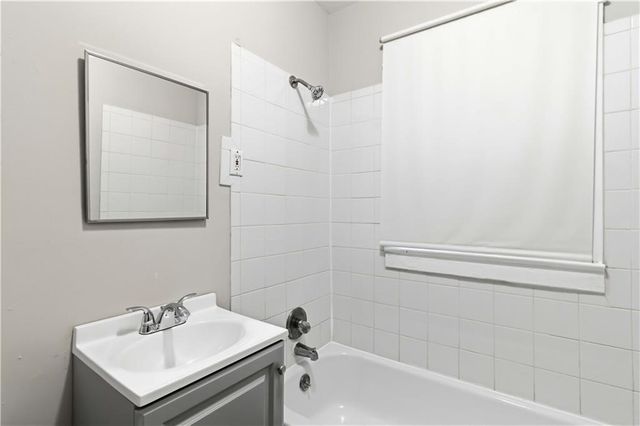 420 N Drury Avenue, Kansas City, MO 64123