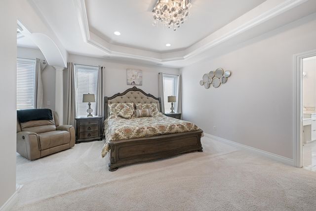 1818 N Burning Tree Cir, Wichita, KS 67230