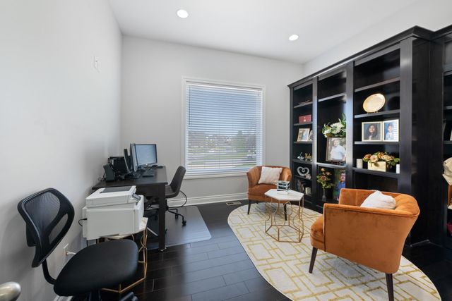 1818 N Burning Tree Cir, Wichita, KS 67230