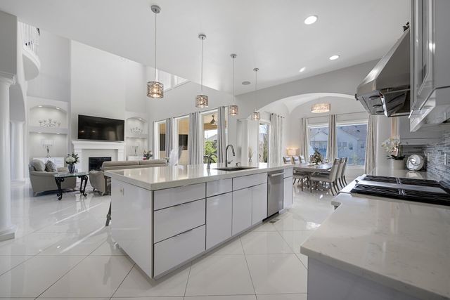 1818 N Burning Tree Cir, Wichita, KS 67230