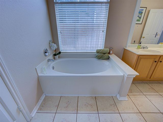 2203 Kerr TRL, Cedar Park, TX 78613