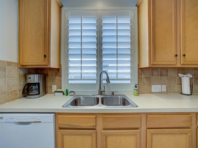 2203 Kerr TRL, Cedar Park, TX 78613