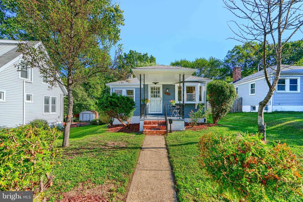 3202 CEDARHURST RD, Baltimore, MD 21214