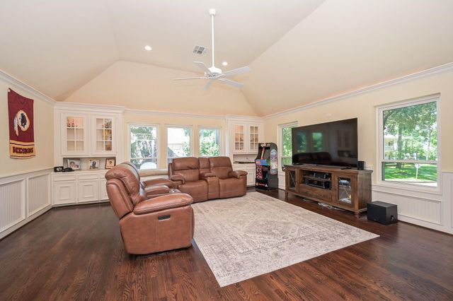 9423 Tranquil Park Drive, Spring, TX 77379