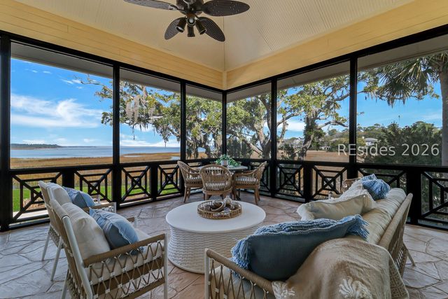 39 Seabrook Landing Dr, Hilton Head Island, SC 29926