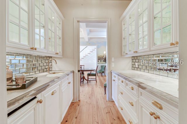 39 Seabrook Landing Dr, Hilton Head Island, SC 29926