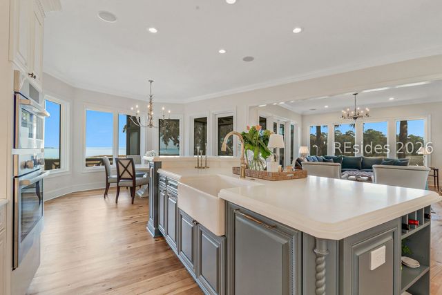 39 Seabrook Landing Dr, Hilton Head Island, SC 29926