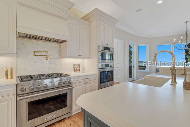 39 Seabrook Landing Dr, Hilton Head Island, SC 29926