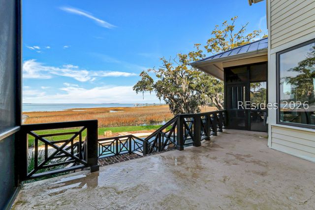 39 Seabrook Landing Dr, Hilton Head Island, SC 29926