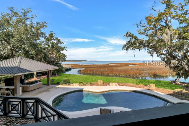 39 Seabrook Landing Dr, Hilton Head Island, SC 29926