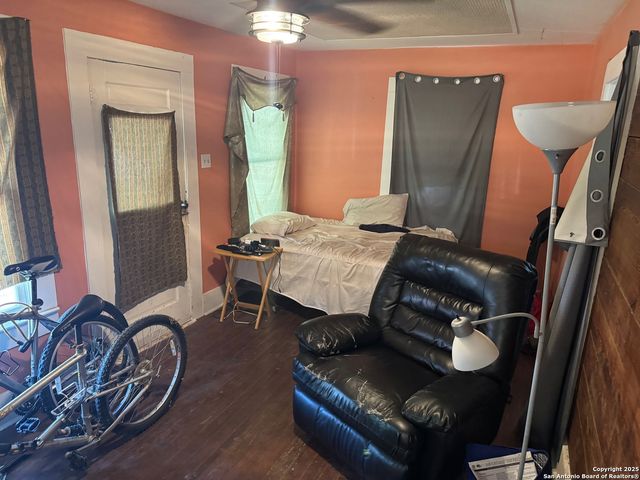 202 Weaver, San Antonio, TX 78210