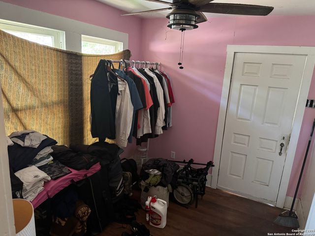 202 Weaver, San Antonio, TX 78210