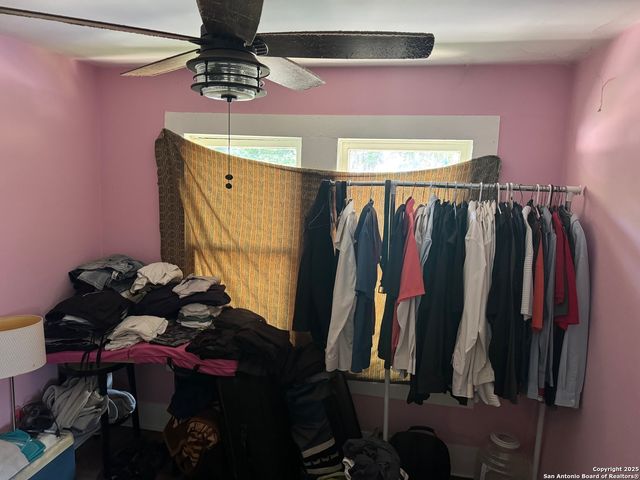 202 Weaver, San Antonio, TX 78210