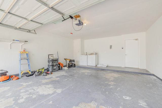 8809 United Kingdom DR, Austin, TX 78748