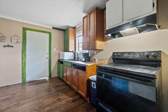 298 County Road 2197, Cleveland, TX 77327