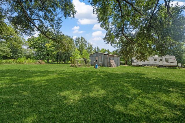 298 County Road 2197, Cleveland, TX 77327
