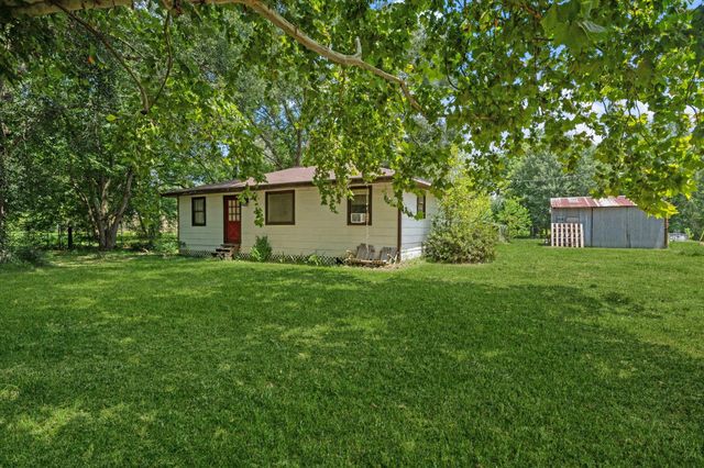 298 County Road 2197, Cleveland, TX 77327