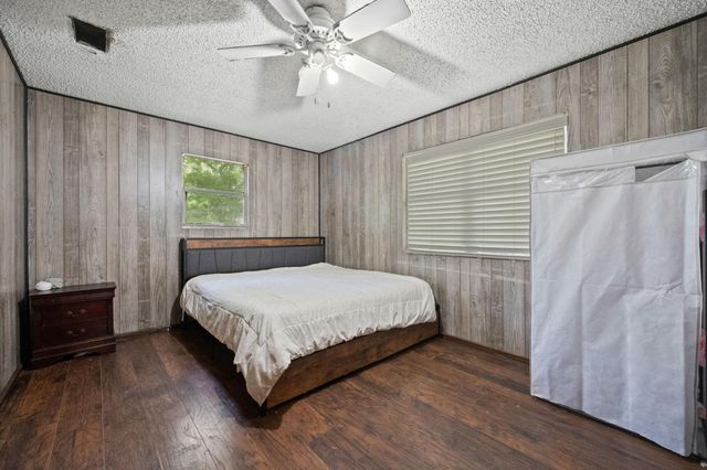 298 County Road 2197, Cleveland, TX 77327